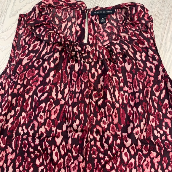 Banana Republic Sleeveless Tank Blouse Maroon XS - Picture 5 of 8